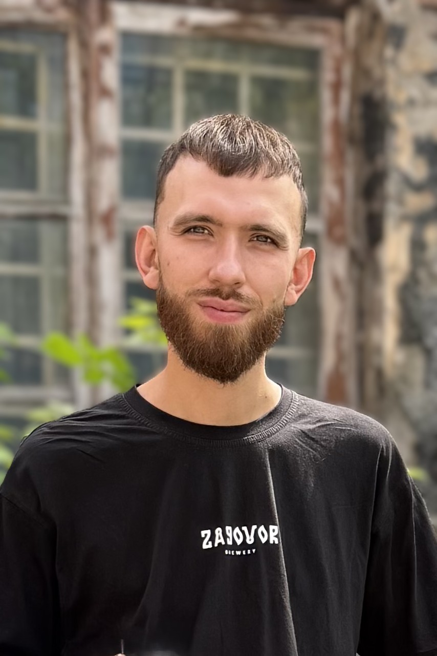 Алексей Кадочников