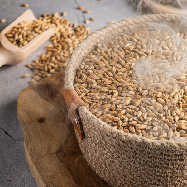 Smoked and peated malt